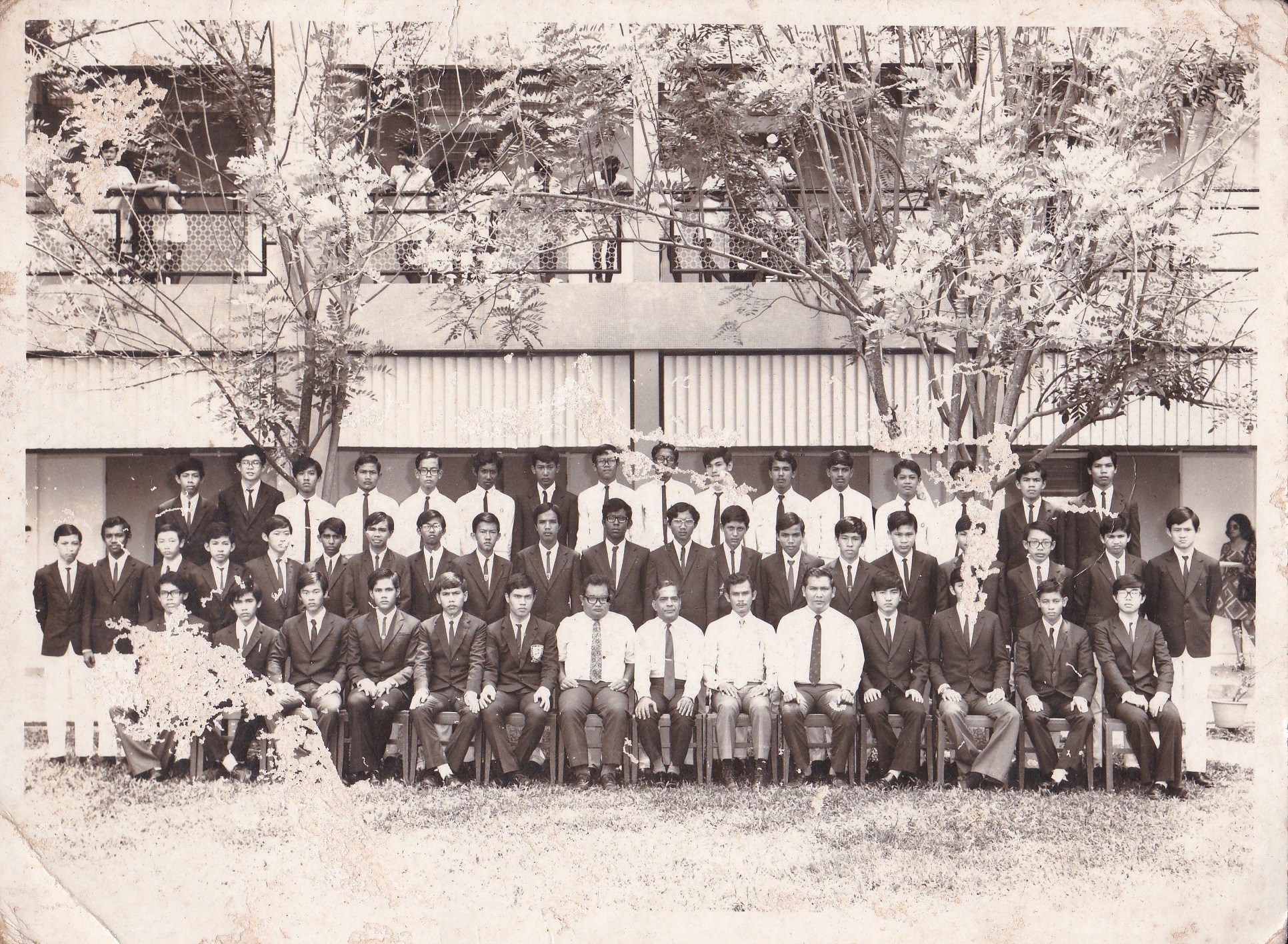 1973 mior rosli as school captain and KN Meheotra as HM