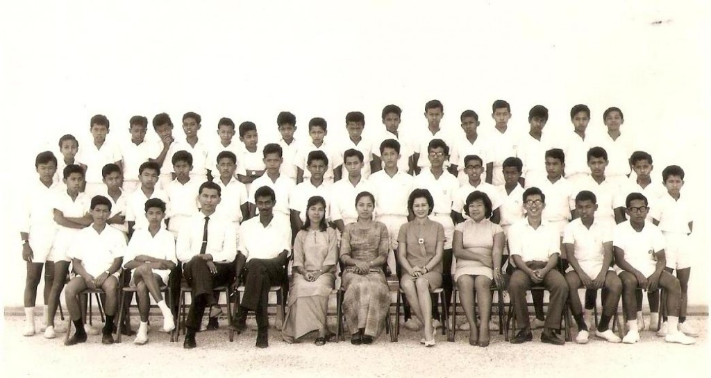 Form 2 F Puan Sri Bainun 1964